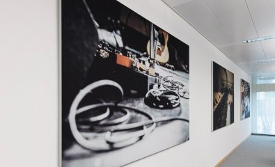 Schallabsorber Wand mit Motivdruck als Akustikbild